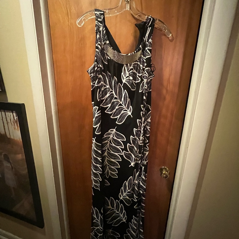 117. R m richard dress